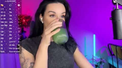 Snapshot of kira_sapphire chatting on November 2025 12:54:01 AM Kira online show from November 2025 12:54:01 AM