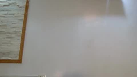 KIRA online show from September 2025 01:40:01 AM