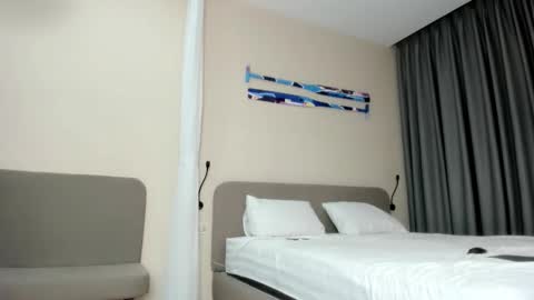 love you online show from February 2026 11:47:02 PM