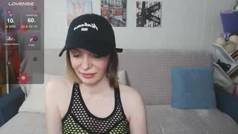 kiramartins cat online show from November 2025 07:03:01 PM