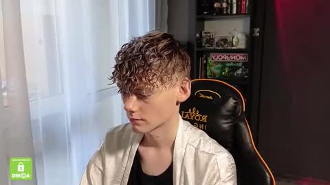 Kirill and Andrey online show from November 2025 12:14:02 PM