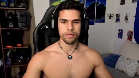 Jacob online show from November 2025 04:06:02 AM