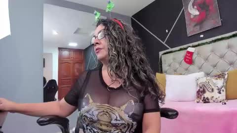 kriss online show from December 2025 08:37:02 PM