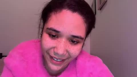 Kiss  Currency online show from January 2026 05:00:02 AM