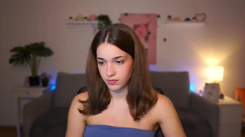 Sisi online show from November 2025 02:05:04 PM