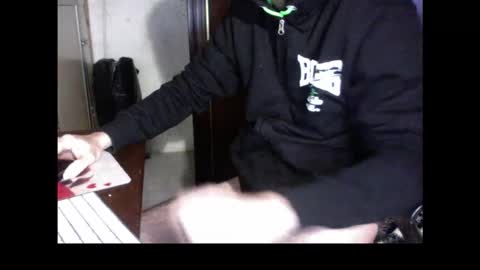 kissofbanned1983 online show from November 2025 12:08:02 PM