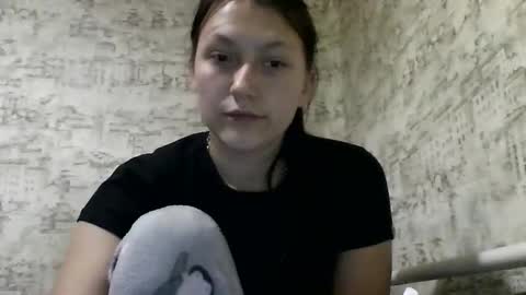 kiti_kitiss online show from January 2025 05:44:02 PM