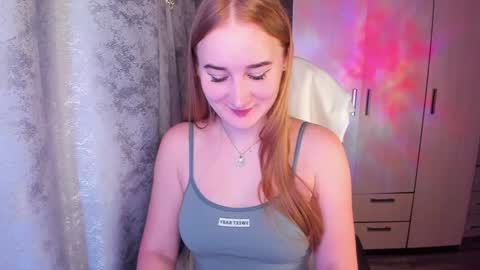 kitten_sun online show from February 2025 01:54:01 AM