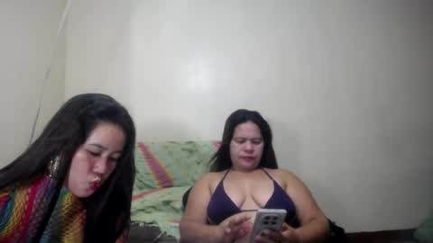 Snapshot of kittensquirtpussy chatting on July 2026 01:03:01 AM kittensquirtpussy online show from July 2026 01:03:01 AM