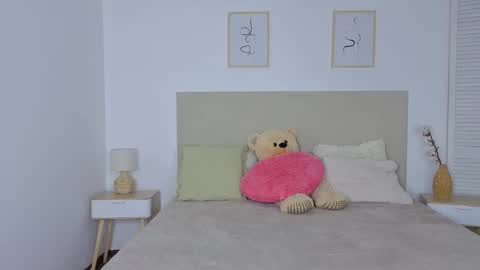 Snapshot of kitty_cut1ee_ chatting on February 2026 01:40:01 PM kitty_cut1ee_ online show from February 2026 01:40:01 PM