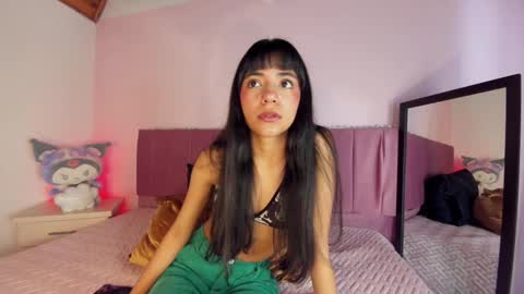 Snapshot of kitty_kryss chatting on October 2025 02:37:02 PM kitty_kryss online show from October 2025 02:37:02 PM