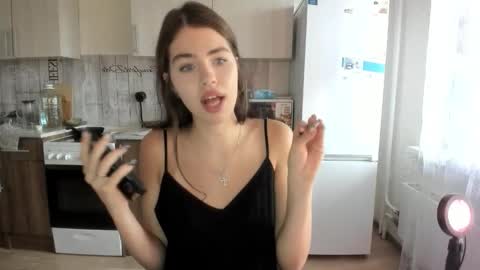 Snapshot of kitty_mila18 chatting on September 2025 10:15:01 AM kitty mila online show from September 2025 10:15:01 AM