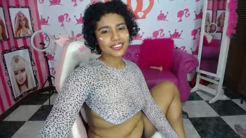 Snapshot of kitty_pervertedx chatting on February 2025 10:39:01 PM kitty online show from February 2025 10:39:01 PM