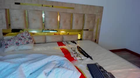 Kitty Rave online show from January 2026 03:21:01 AM