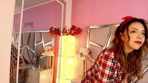 Kitty online show from November 2025 01:00:01 PM