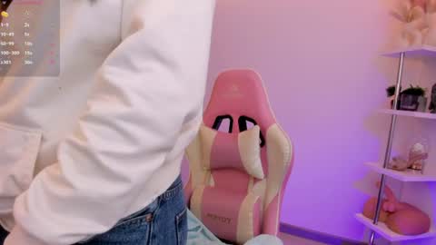Snapshot of kittyfeet2 chatting on July 2026 09:33:01 PM kitty online show from July 2026 09:33:01 PM