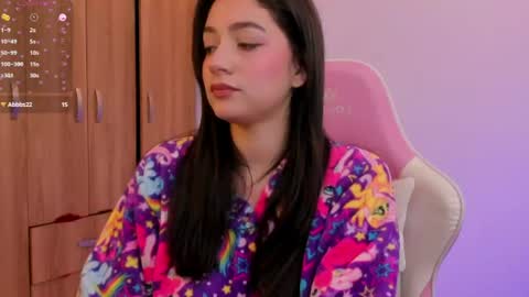 Snapshot of kittyfeet2 chatting on August 2026 08:33:02 PM kitty online show from August 2026 08:33:02 PM