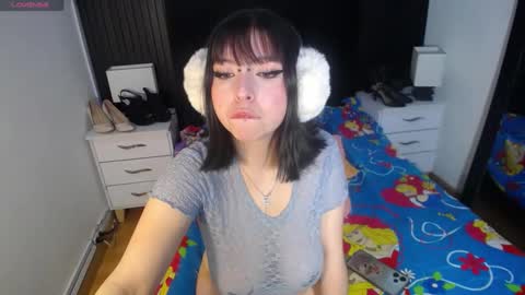 kittyhouse_hs online show from December 2024 02:53:02 AM
