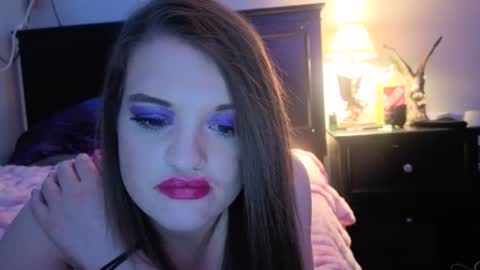 kittykat 1999 online show from February 2026 09:24:02 PM