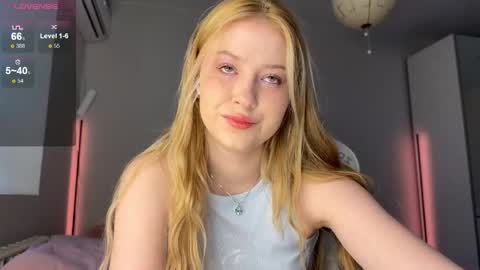Snapshot of kittyloffe chatting on May 2026 03:02:02 AM Monika online show from May 2026 03:02:02 AM