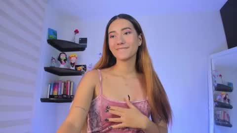 kitty online show from November 2025 04:49:01 AM