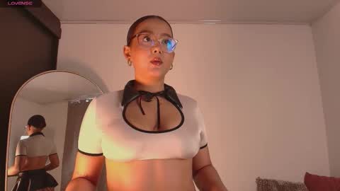 Sophie online show from March 2026 01:02:01 PM