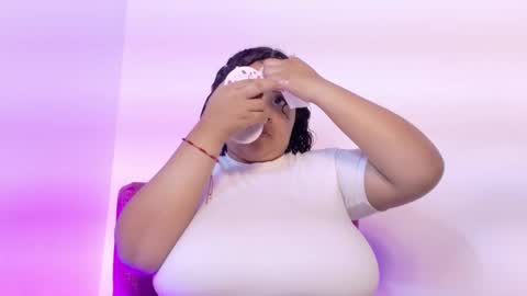 Kitty Hill online show from January 2026 04:28:01 AM