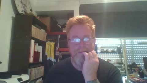 Snapshot of kiwi_boss61 chatting on January 2025 12:45:01 AM kiwi_boss61 online show from January 2025 12:45:01 AM