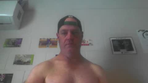kiwiguy19773 online show from September 2025 10:35:02 PM
