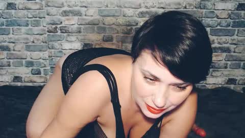 Katrin online show from November 2025 11:46:02 AM