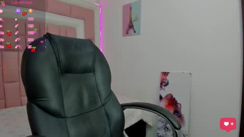 Snapshot of klaret_toy chatting on November 2025 12:59:02 PM Klaret online show from November 2025 12:59:02 PM