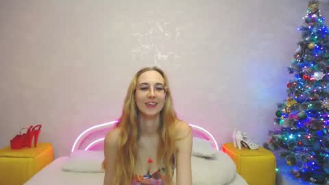 Klary online show from December 2024 12:42:01 PM