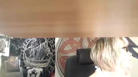 Michelle online show from September 2025 04:03:01 AM