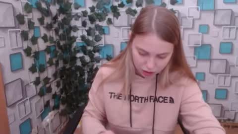klerkarina online show from December 2024 09:13:01 AM