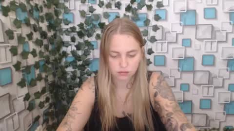 klerkarina online show from September 2025 05:44:01 AM