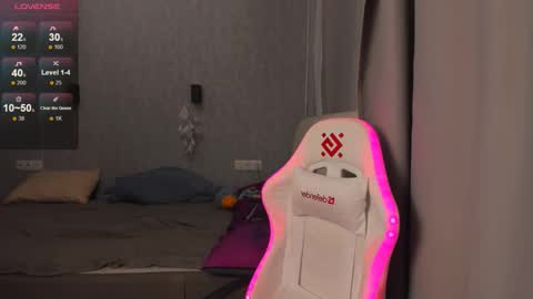 Klin online show from September 2025 07:39:02 PM