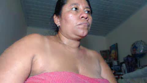 Kloe online show from November 2025 04:59:01 AM