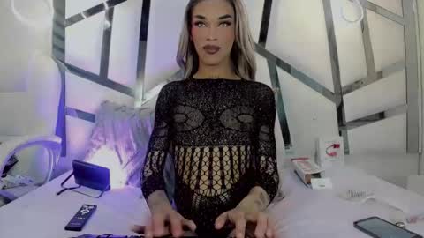 Snapshot of kloe_hh chatting on February 2026 03:04:02 AM Kloe online show from February 2026 03:04:02 AM