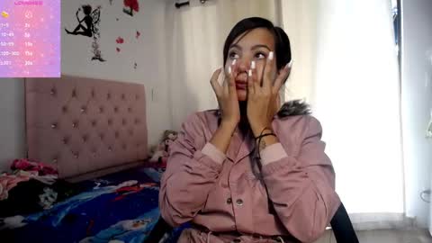 Valen online show from February 2025 02:25:02 PM