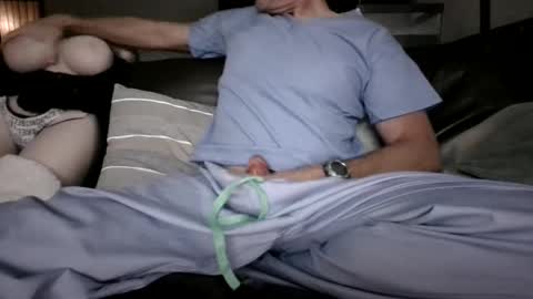 Knight3975 online show from September 2025 01:58:01 PM