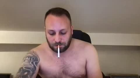 hugo online show from November 2025 01:44:01 AM