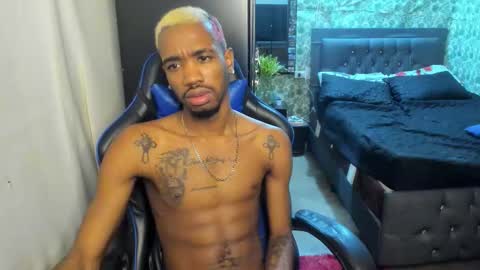 kofi online show from November 2025 09:47:02 PM