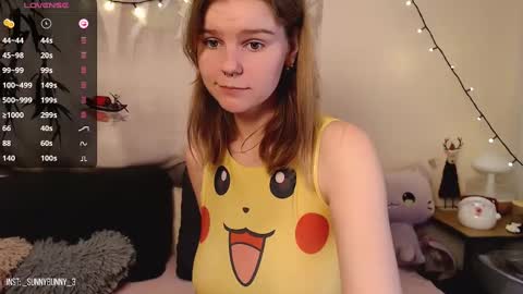 Snapshot of komorebbi chatting on December 2024 10:12:01 PM Marta online show from December 2024 10:12:01 PM