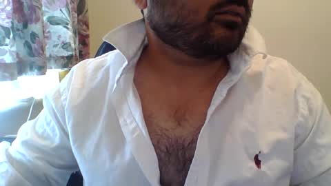 Cheeky pounder online show from October 2025 10:59:02 AM