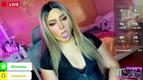 MISS ALICIA online show from October 2025 02:14:02 AM