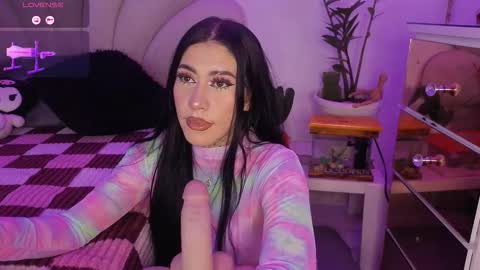 Snapshot of korolovaa chatting on September 2025 02:03:02 AM korolova online show from September 2025 02:03:02 AM