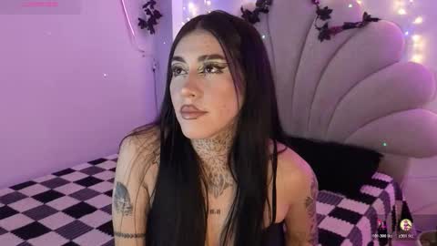 korolova online show from December 2025 01:22:02 AM