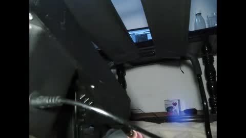 kotek400 online show from January 2025 07:00:01 PM