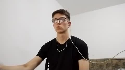 Snapshot of kpo10 chatting on January 2025 01:10:01 AM Facu online show from January 2025 01:10:01 AM