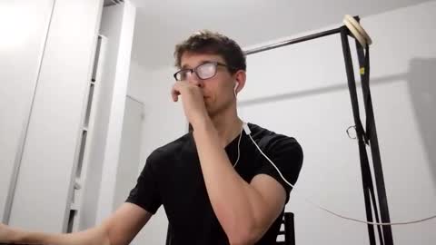 Snapshot of kpo10 chatting on February 2026 06:10:02 AM Facu online show from February 2026 06:10:02 AM